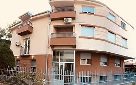 Athos Apartments