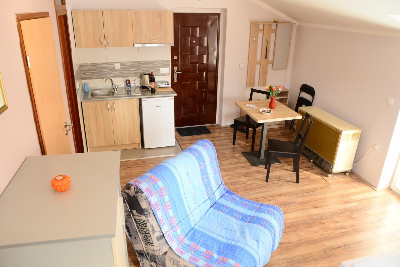 Athos Apartments Ni Εξωτερικό φωτογραφία